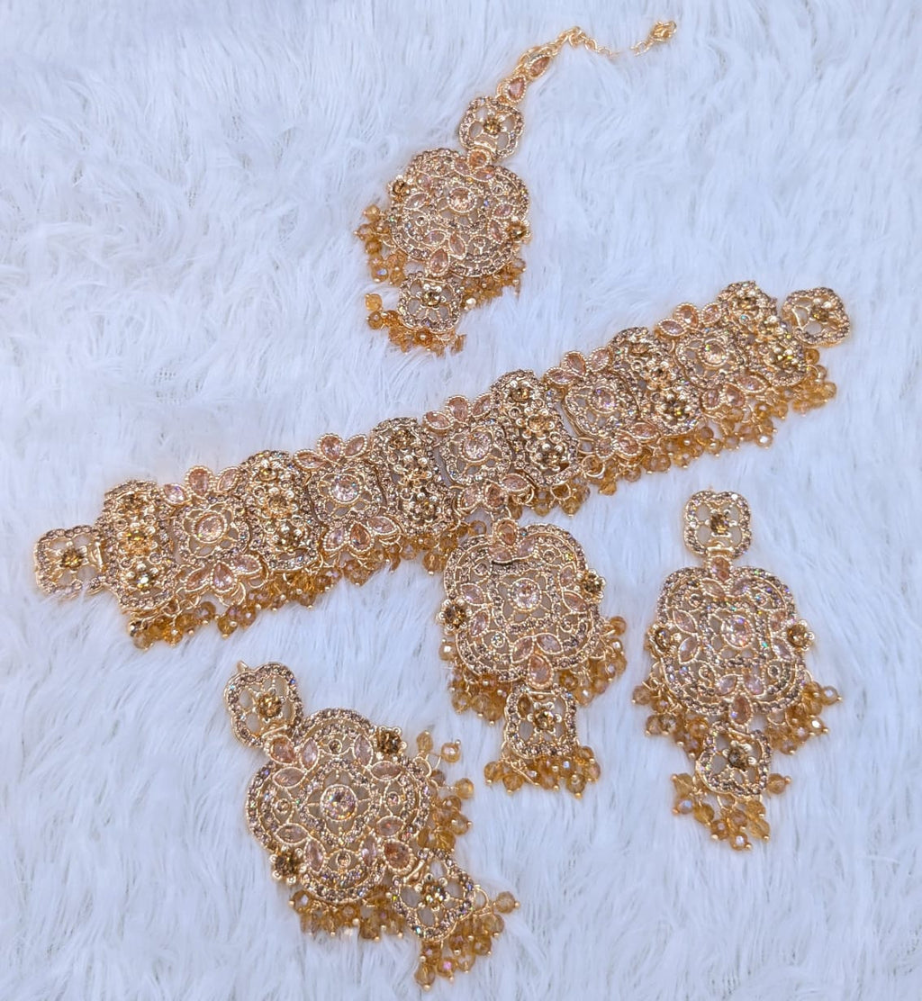 Party Wear Set  🎉  Zarqon or Poalki Work 💎 Choker Style Necklace 📿 With Tikka