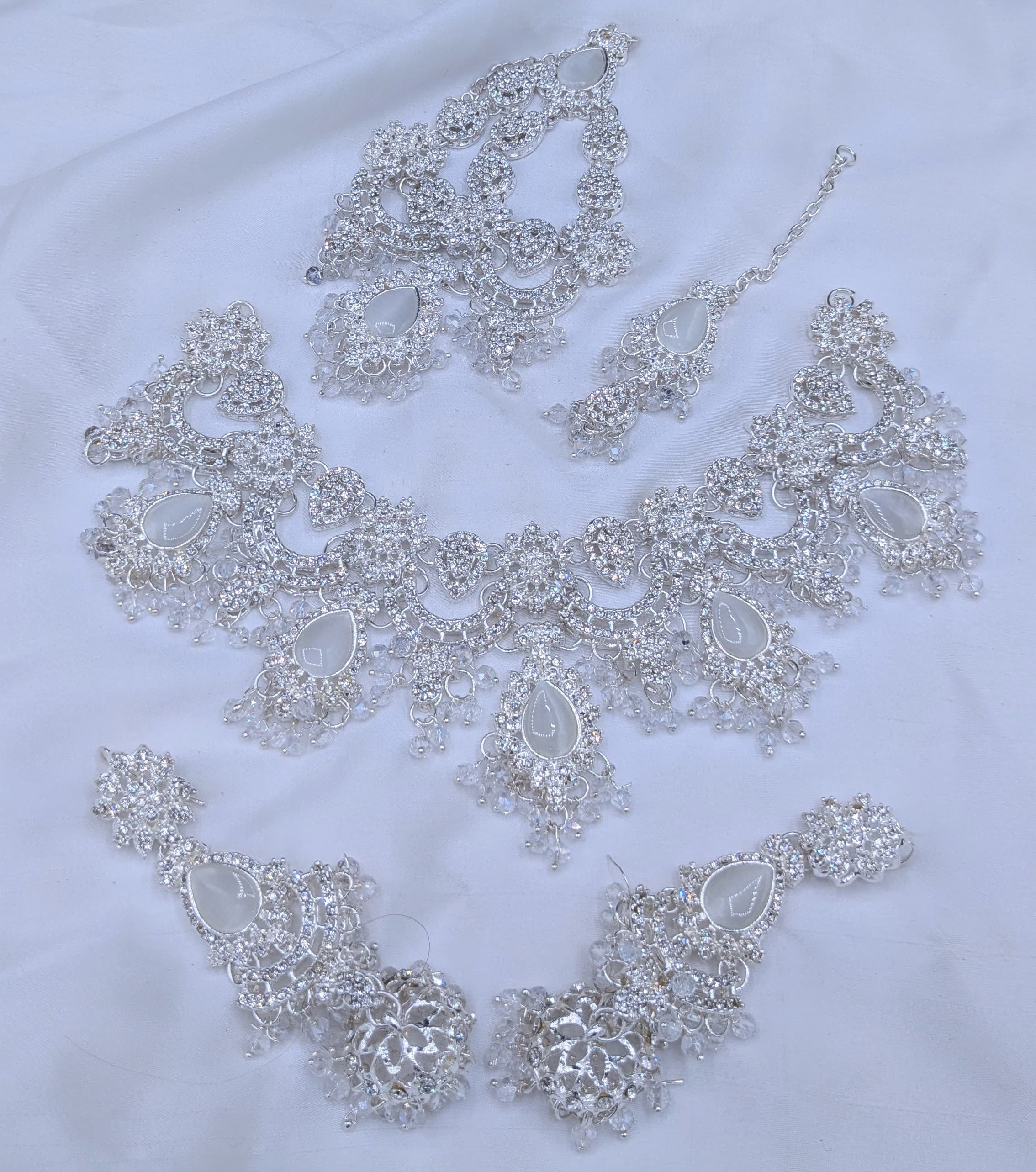 Bridal Set 🤯 Stone work With Tikka or Jummar  Jumki Style Earrings 📿