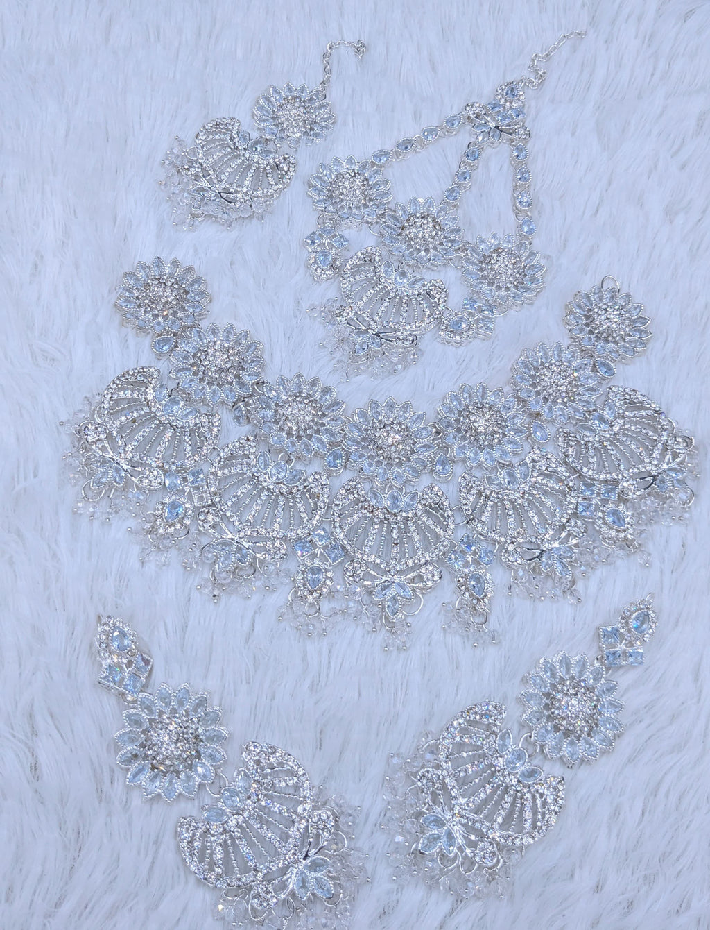 Beautiful Bridal set 
Zarqon &  Polki Work 
With Tikka & Jummar